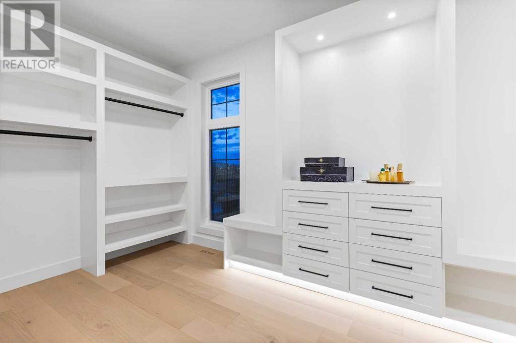 Single Family House for Sale in   Avenue NW Montgomery Calgary 
