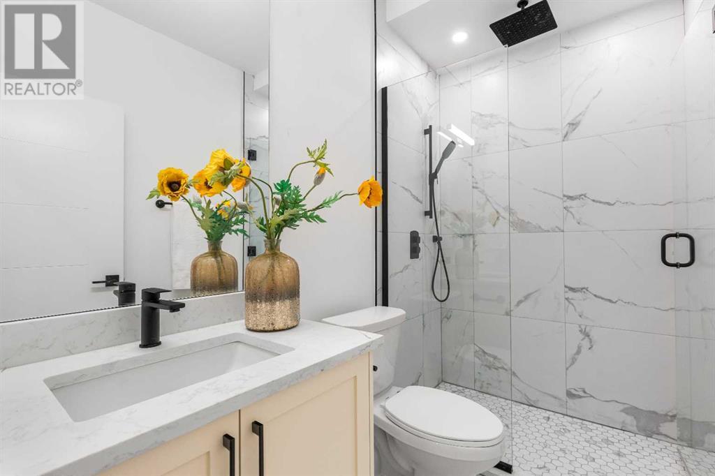 Single Family House for Sale in   Avenue NW Montgomery Calgary 