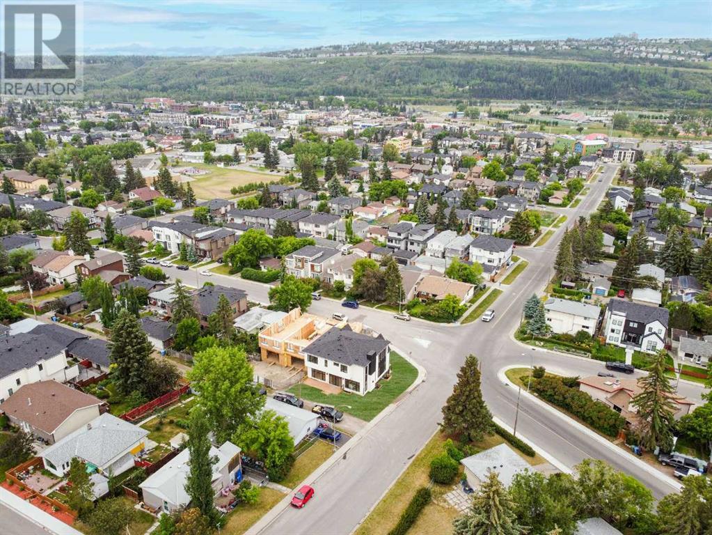 Single Family House for Sale in   Avenue NW Montgomery Calgary 