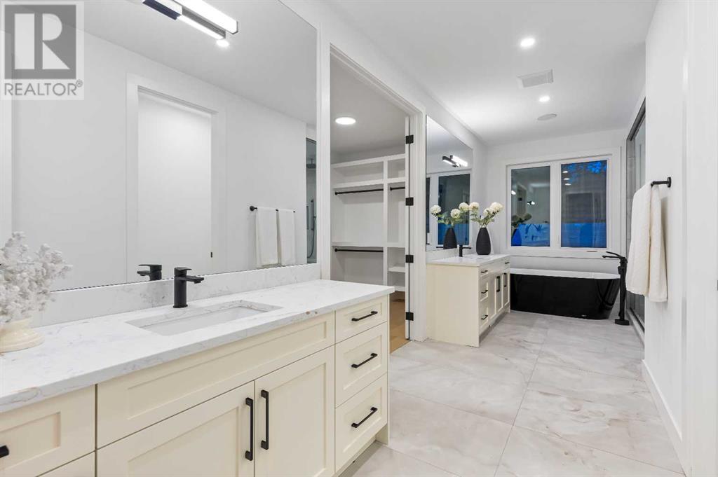 Single Family House for Sale in   Avenue NW Montgomery Calgary 