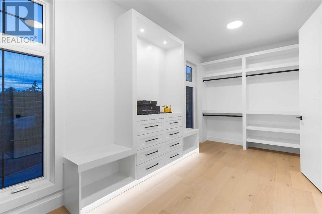 Single Family House for Sale in   Avenue NW Montgomery Calgary 