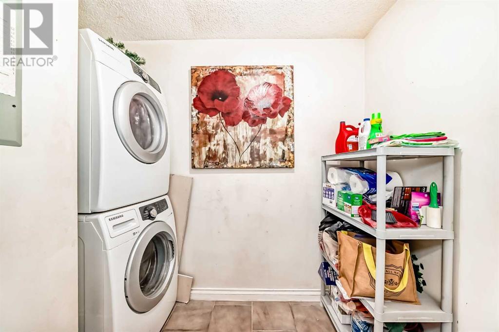 Single Family House for Sale in   Dover Point SE Dover Calgary 
