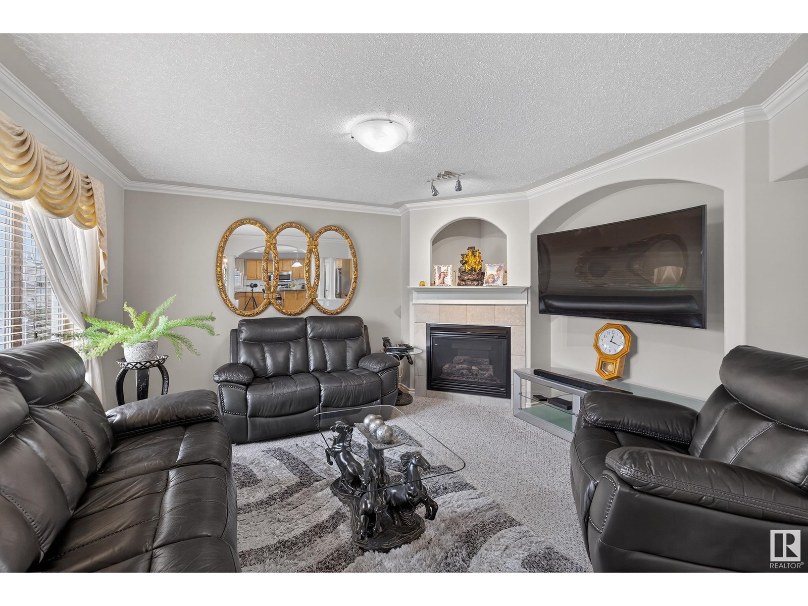 Photo 7 of 10671 180 Av Nw, Edmonton AB