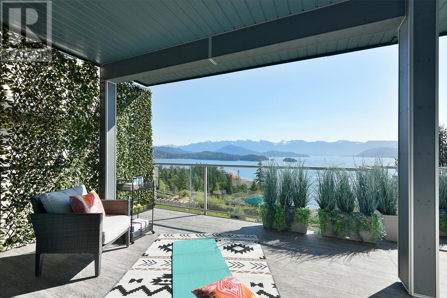 1242 ST ANDREWS ROAD, Gibsons