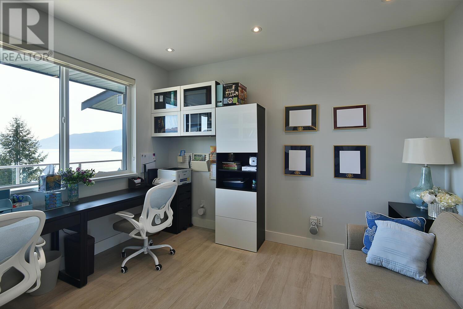 1242 ST ANDREWS ROAD, Gibsons