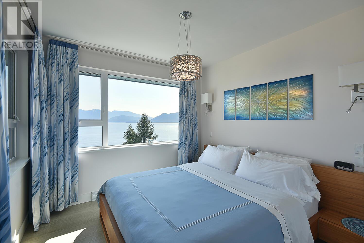 1242 ST ANDREWS ROAD, Gibsons