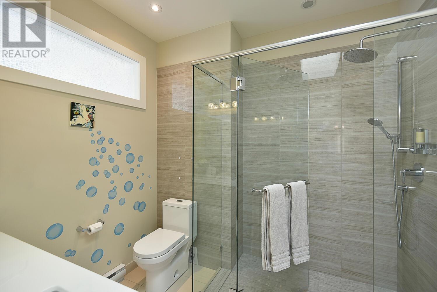 1242 ST ANDREWS ROAD, Gibsons
