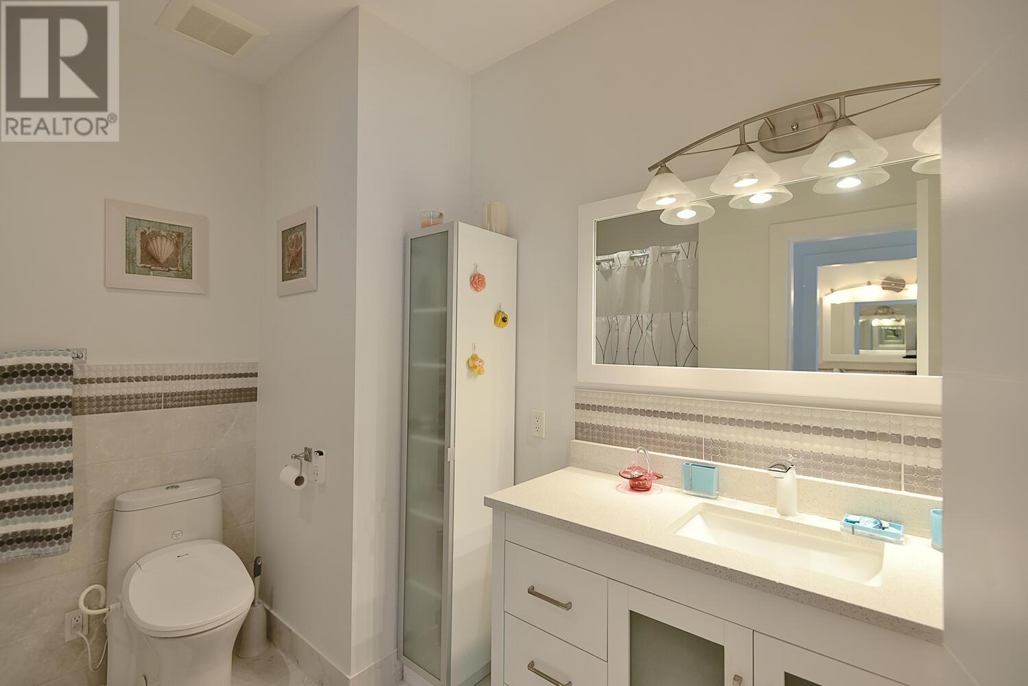 1242 ST ANDREWS ROAD, Gibsons