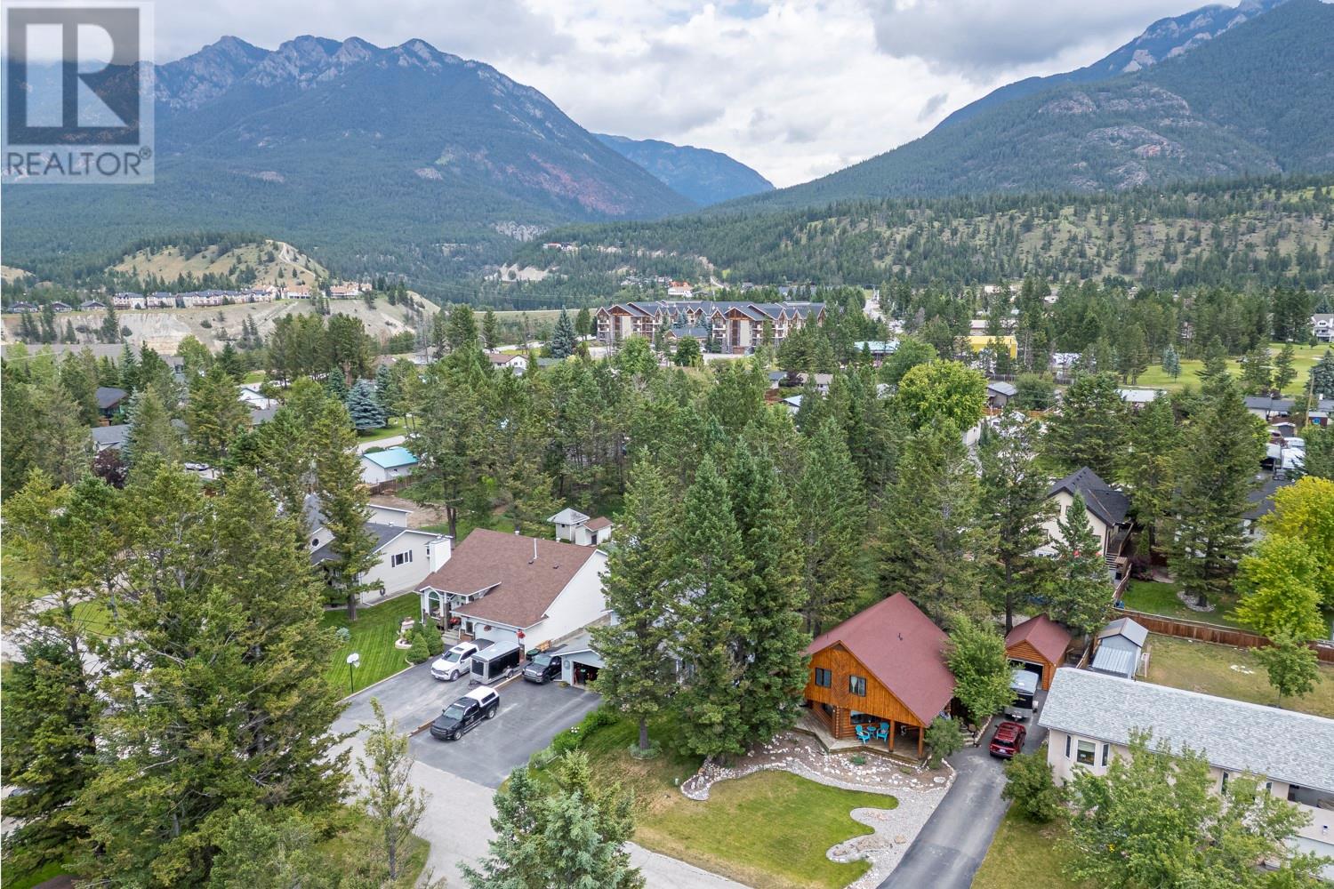 Photo 37 of 7500 Rivercrest Road, Radium Hot Springs BC