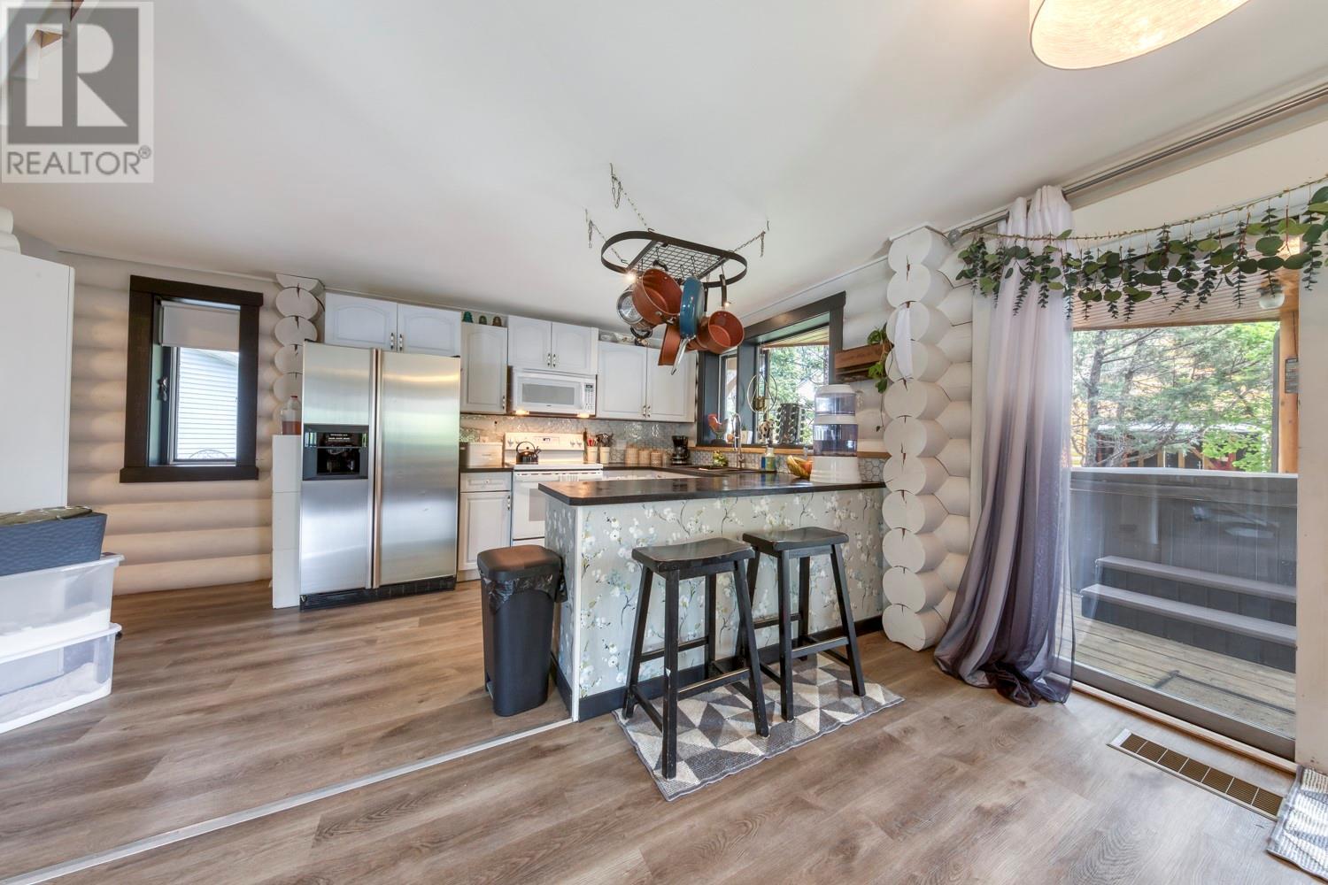 Photo 6 of 7500 Rivercrest Road, Radium Hot Springs BC