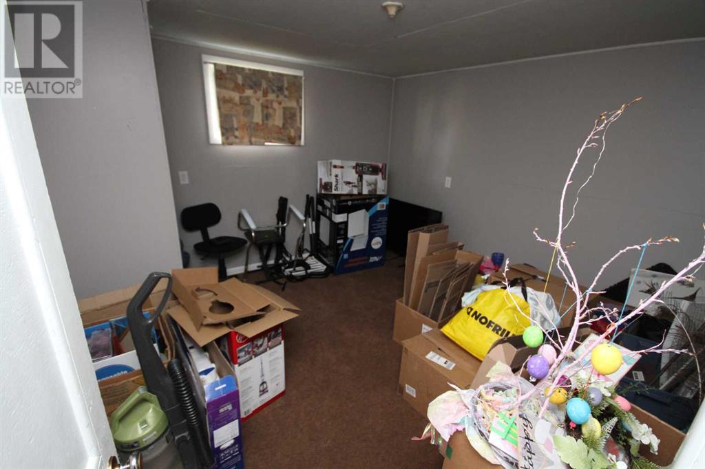 Photo 13 of 5810 52 Street, Taber AB
