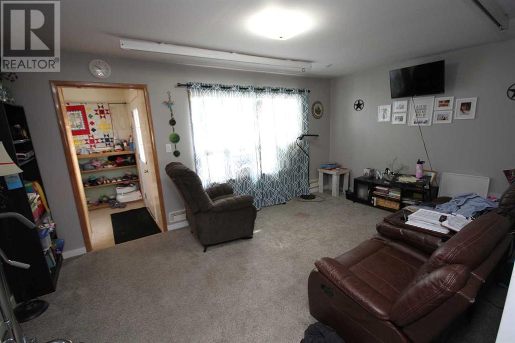 Photo 5 of 5810 52 Street, Taber AB