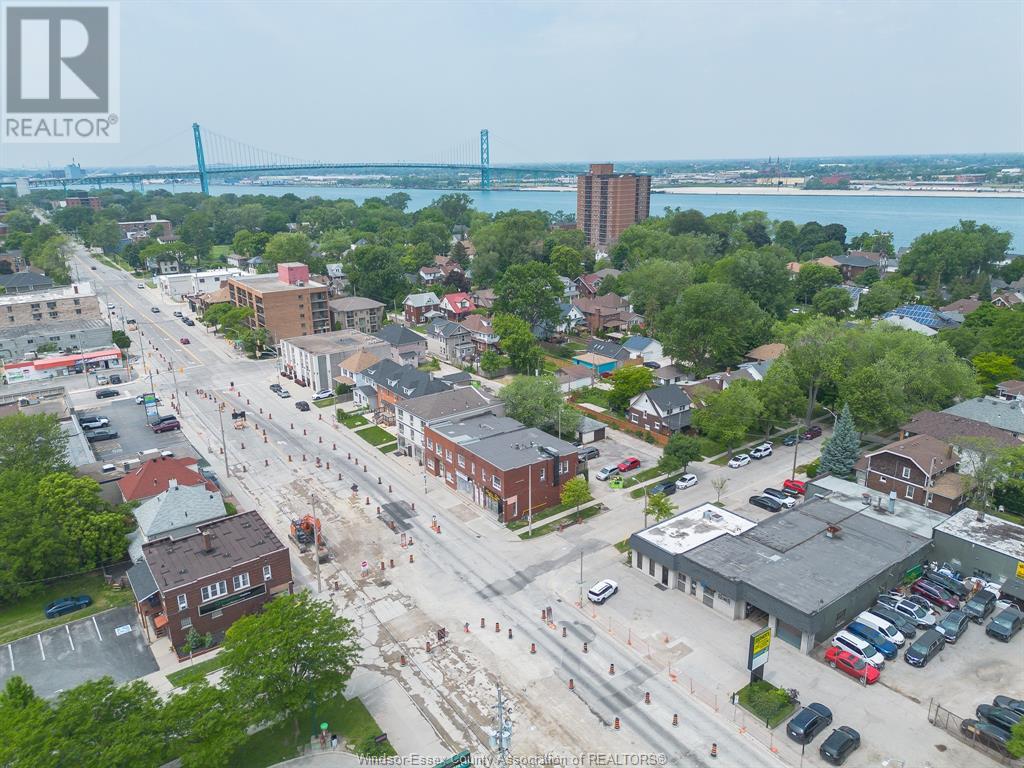 Photo 12 of 1602 1620 University Avenue West, Windsor ON