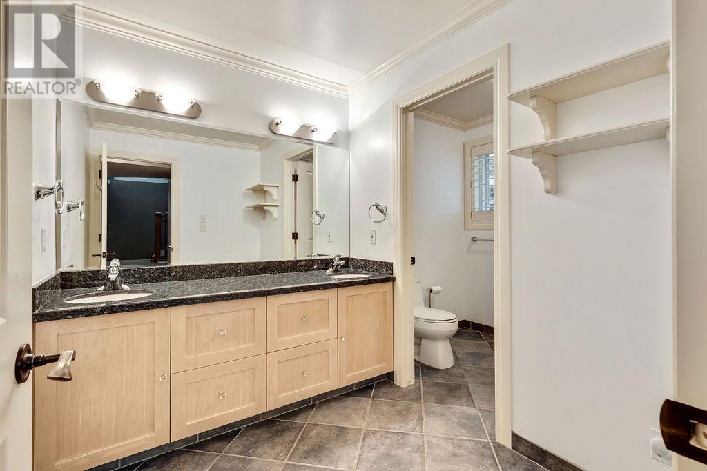 Single Family House 4 Level for Sale in  Eagle Ridge Drive SW Eagle Ridge Calgary 