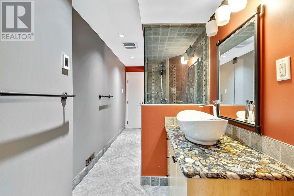 Single Family House 4 Level for Sale in  Eagle Ridge Drive SW Eagle Ridge Calgary 