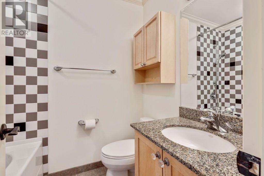 Single Family House 4 Level for Sale in  Eagle Ridge Drive SW Eagle Ridge Calgary 
