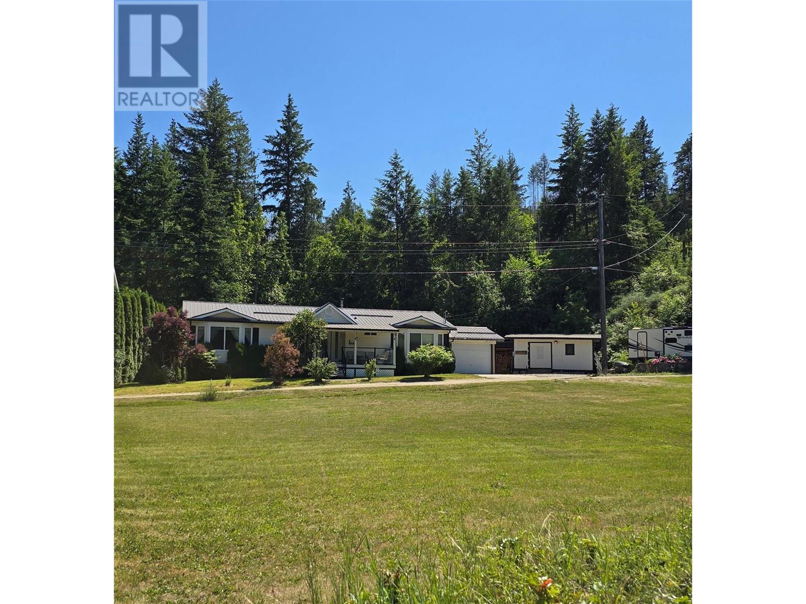 Photo 9 of 8758 Holding Road Unit 14, Adams Lake BC