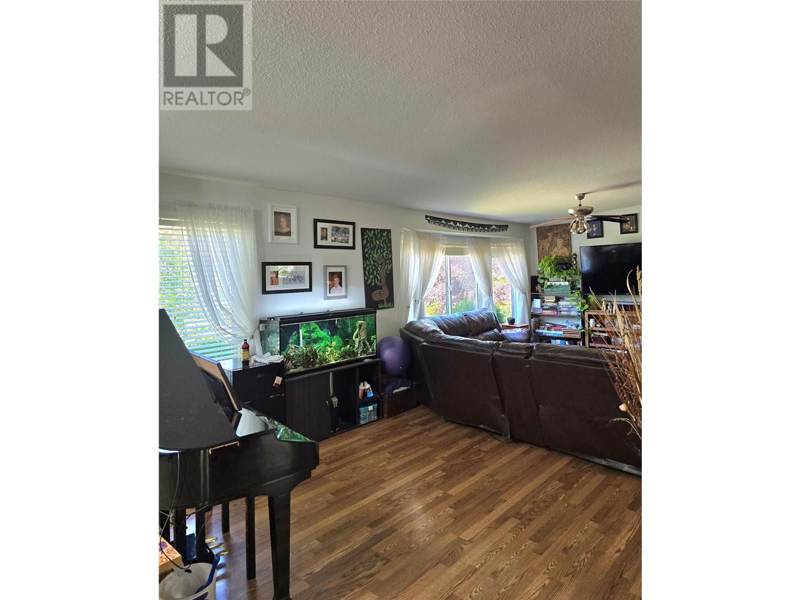 Photo 5 of 8758 Holding Road Unit 14, Adams Lake BC