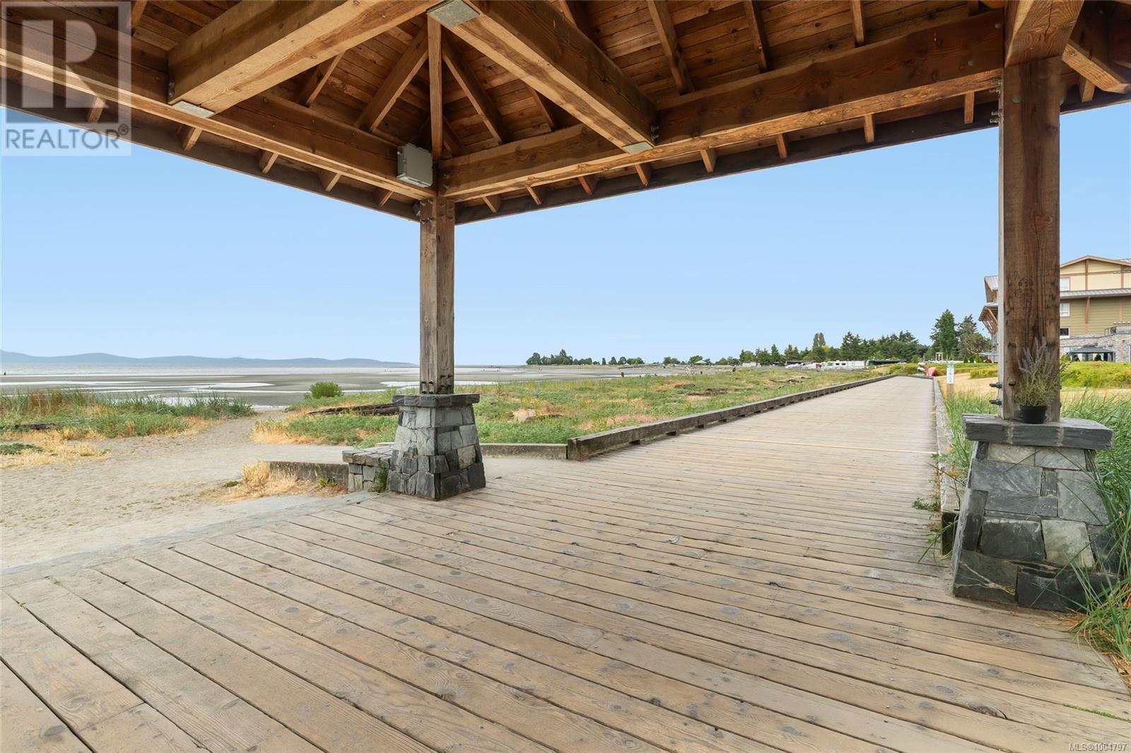 Photo 38 of 302 194 Beachside Dr, Parksville BC