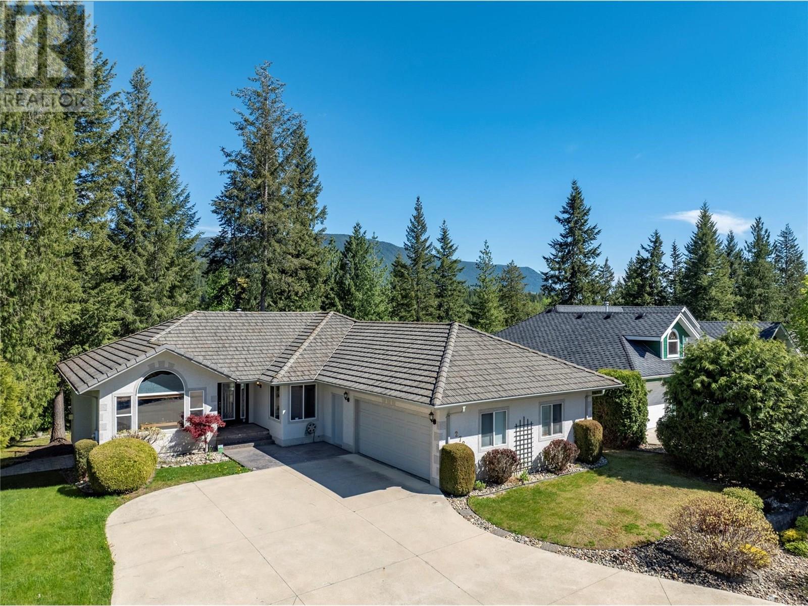Photo 47 of 2729 Golf Course Drive, Blind Bay BC