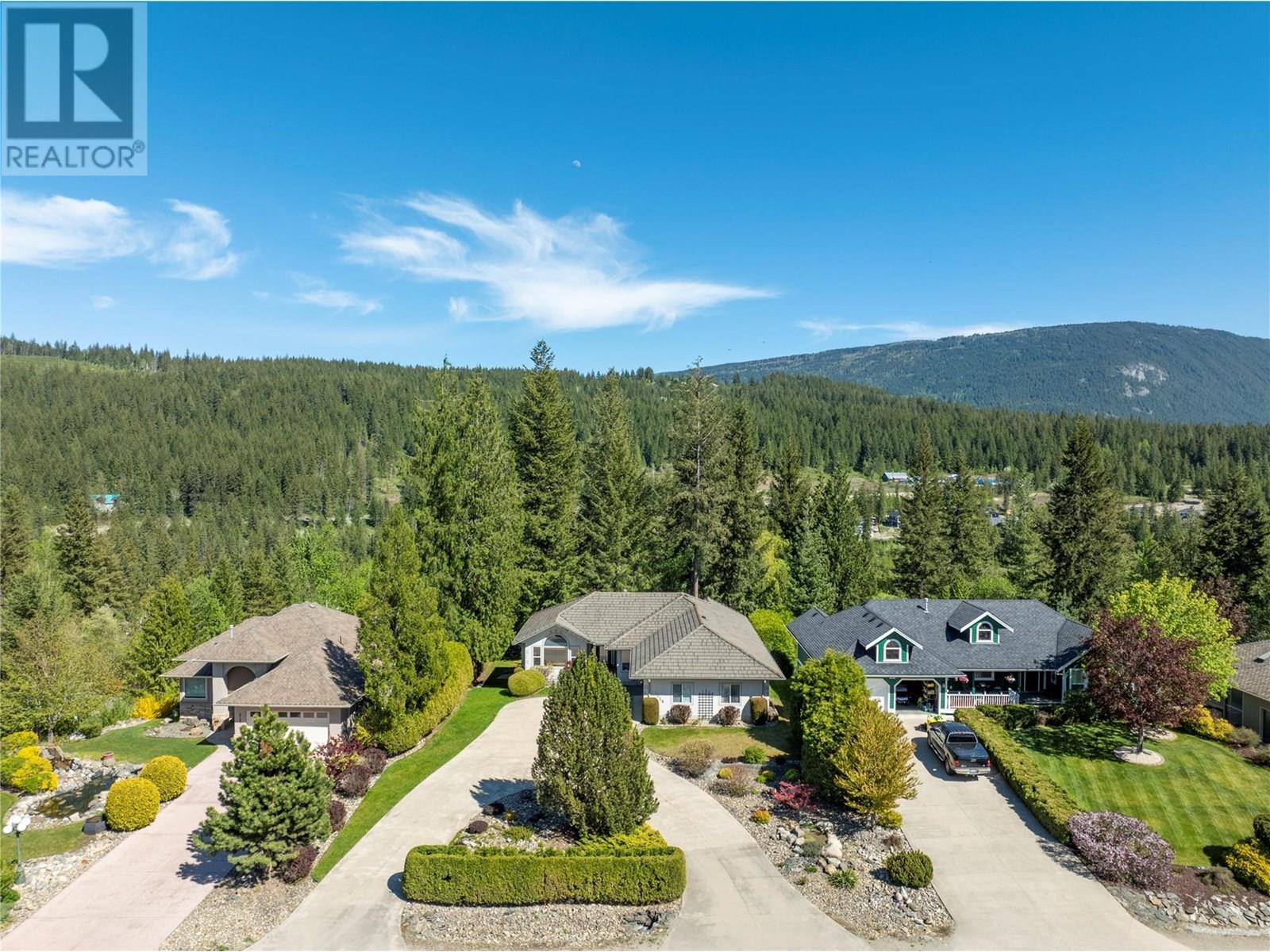 Photo 19 of 2729 Golf Course Drive, Blind Bay BC