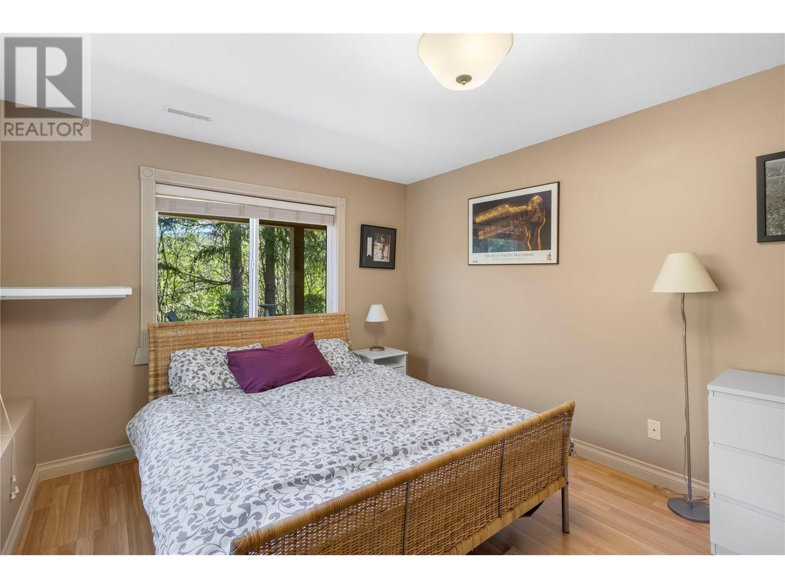 Photo 41 of 2729 Golf Course Drive, Blind Bay BC