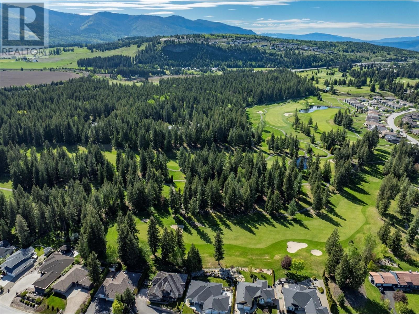 Photo 21 of 2729 Golf Course Drive, Blind Bay BC
