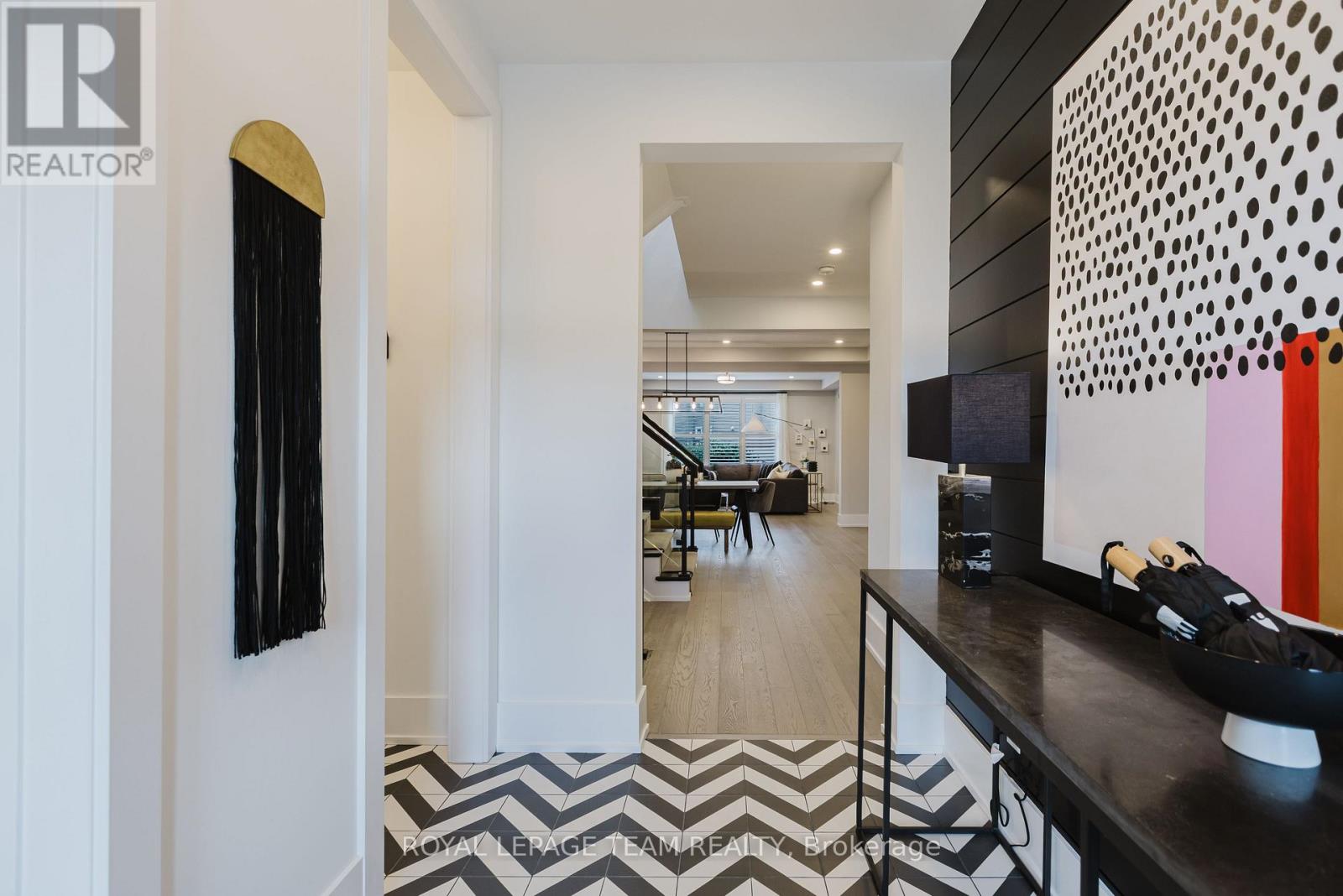 Image showcases builder finishes