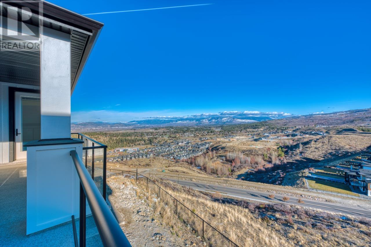 Photo 28 of 1066 Emslie Street, Kelowna BC