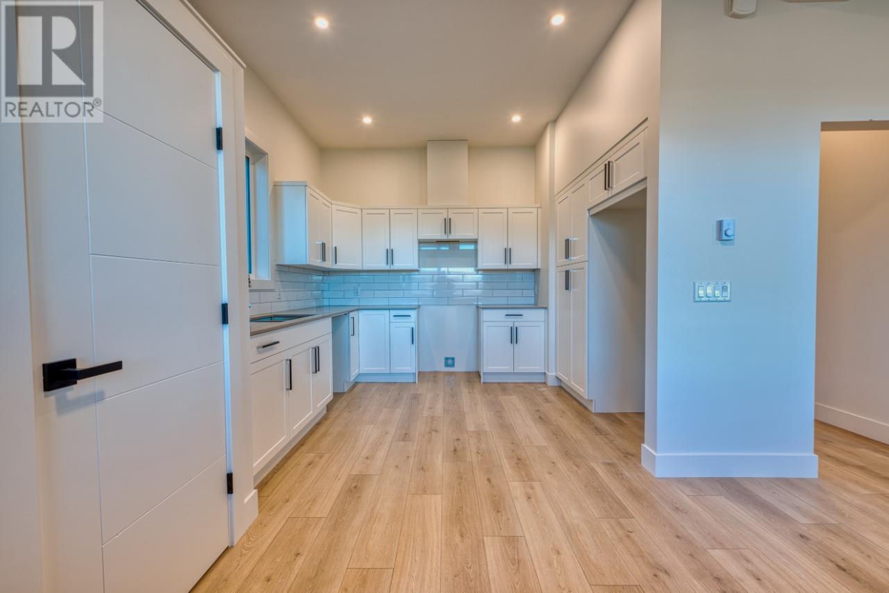 Photo 50 of 1066 Emslie Street, Kelowna BC