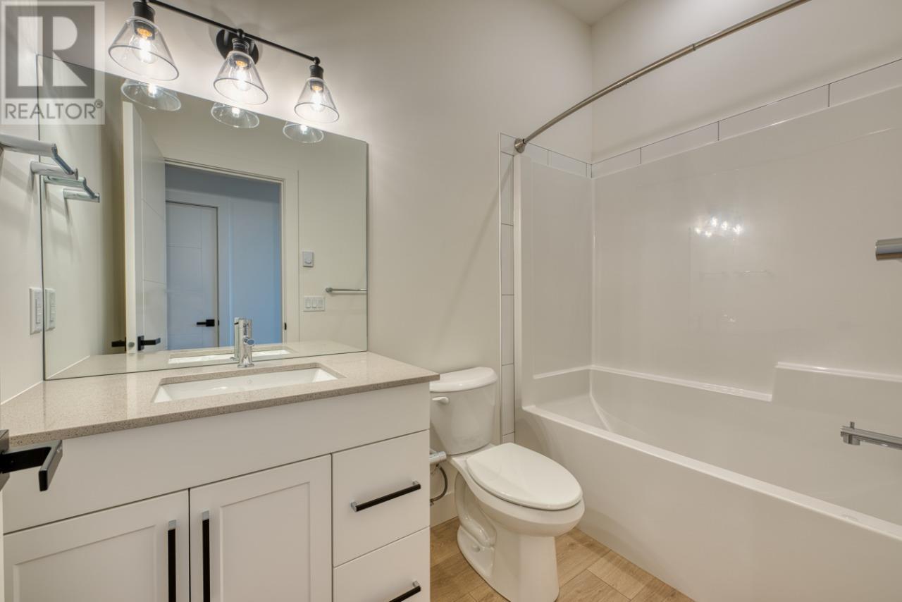 Photo 59 of 1066 Emslie Street, Kelowna BC
