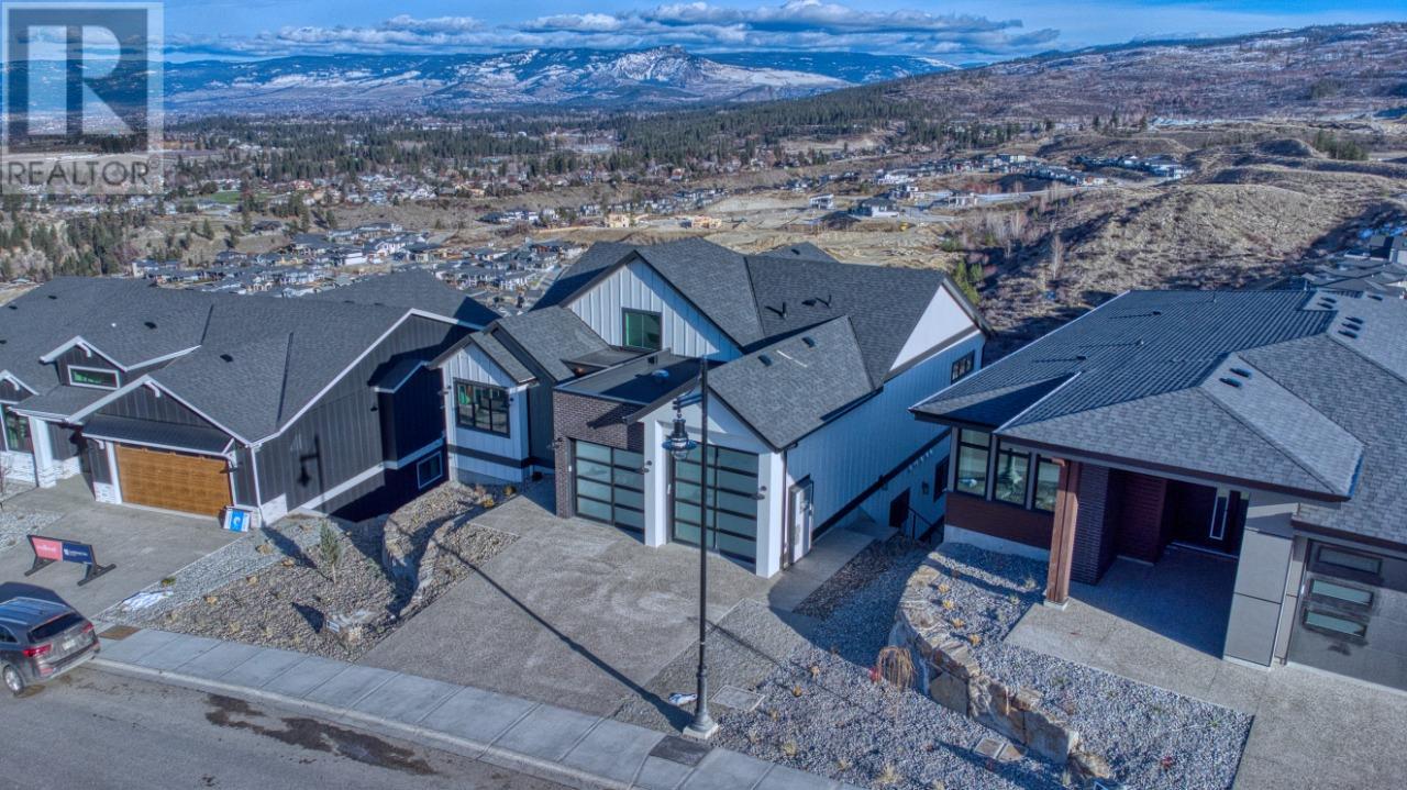 Photo 11 of 1066 Emslie Street, Kelowna BC