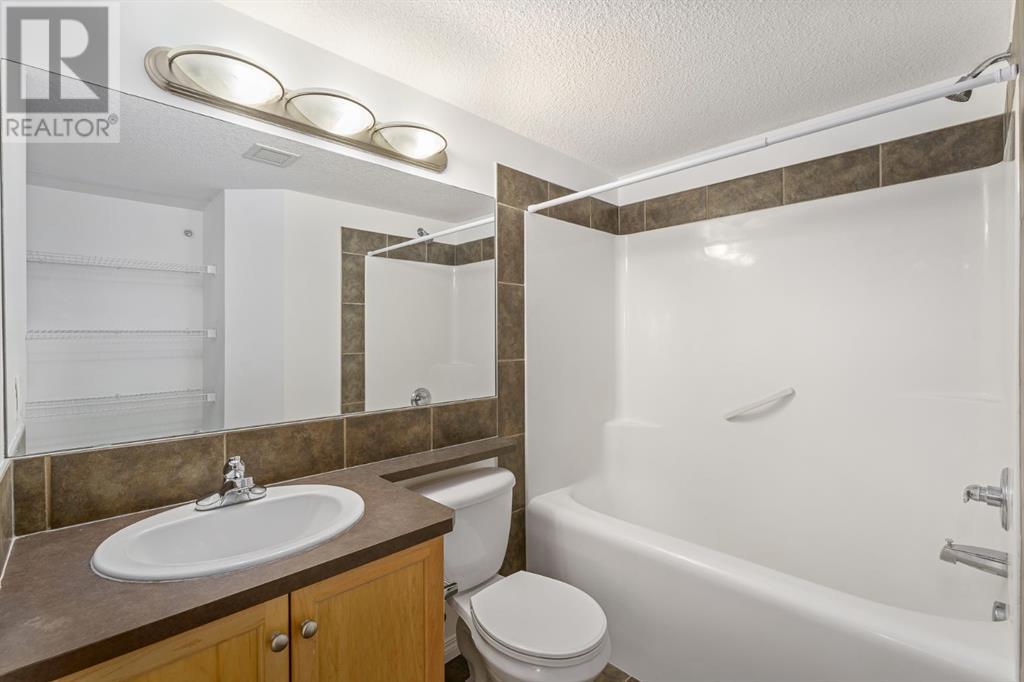 Single Family House for Sale in   Applevillage Court SE Applewood Park Calgary 
