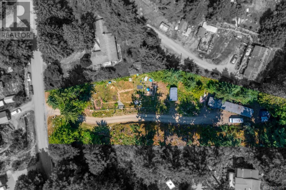 Photo 14 of 2620 Gunwhale Rd, Pender Island BC