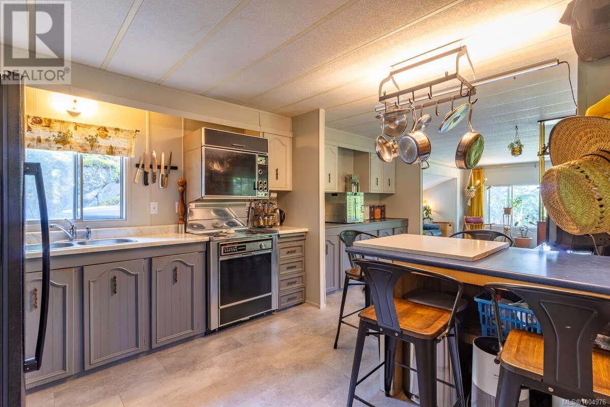 Photo 29 of 2620 Gunwhale Rd, Pender Island BC