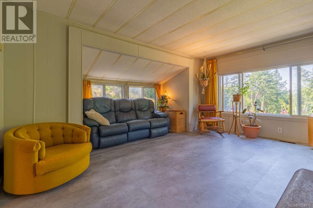 Photo 34 of 2620 Gunwhale Rd, Pender Island BC