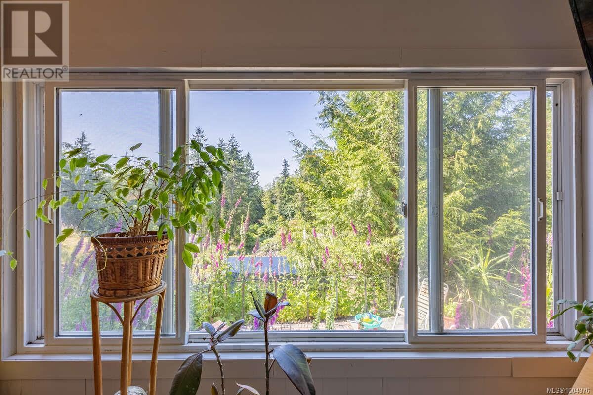 Photo 39 of 2620 Gunwhale Rd, Pender Island BC
