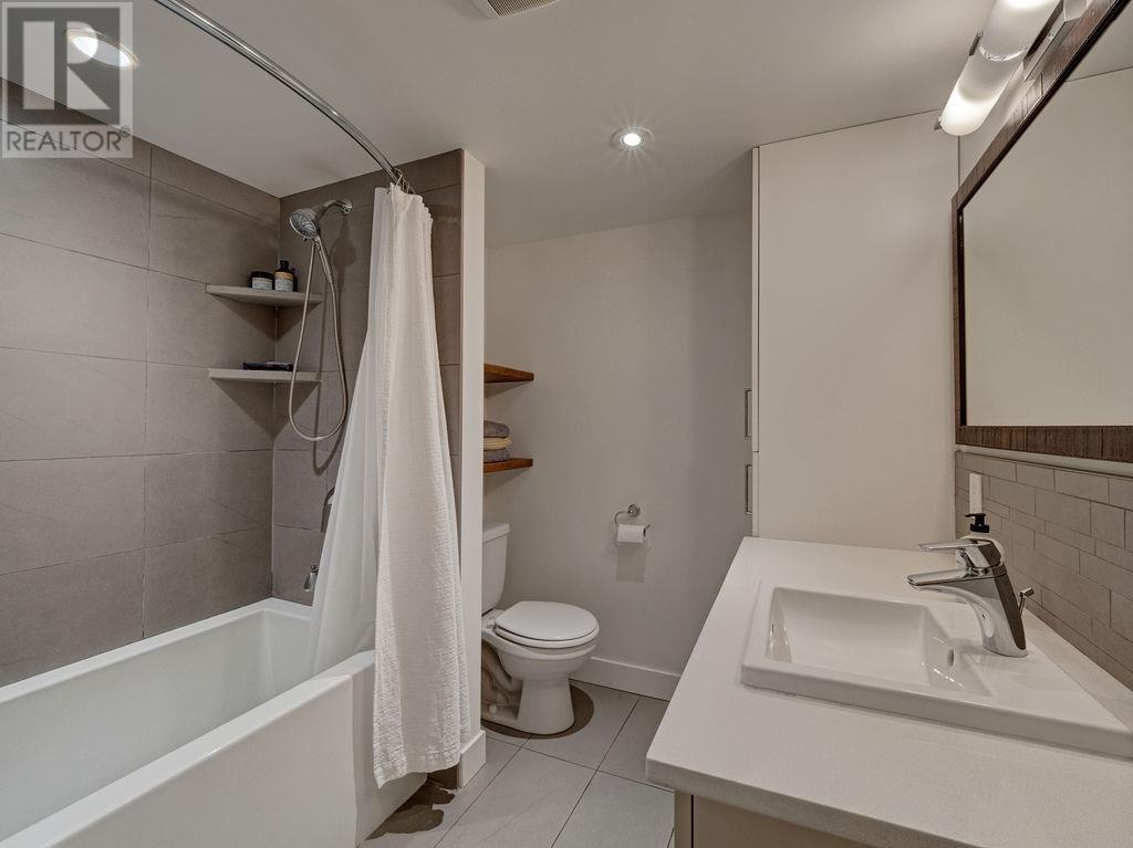 8057 COOPER ROAD, Halfmoon Bay