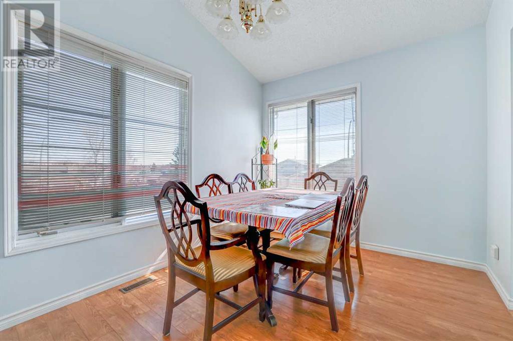 Single Family House 3 Level for Sale in  Sanderling Place NW Sandstone Valley Calgary 