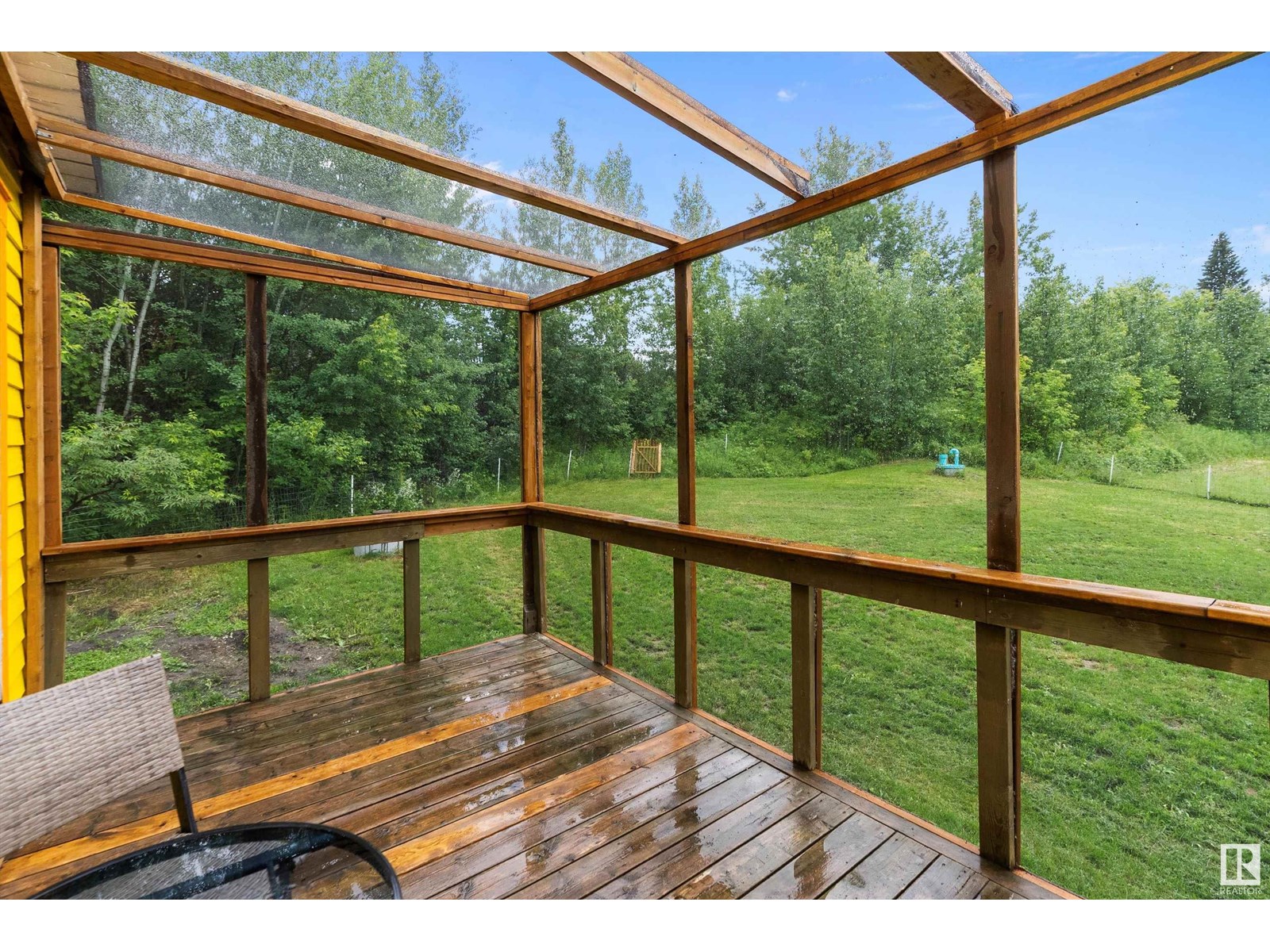 Photo 17 of 719 Lakeside Dr, Rural Parkland County AB