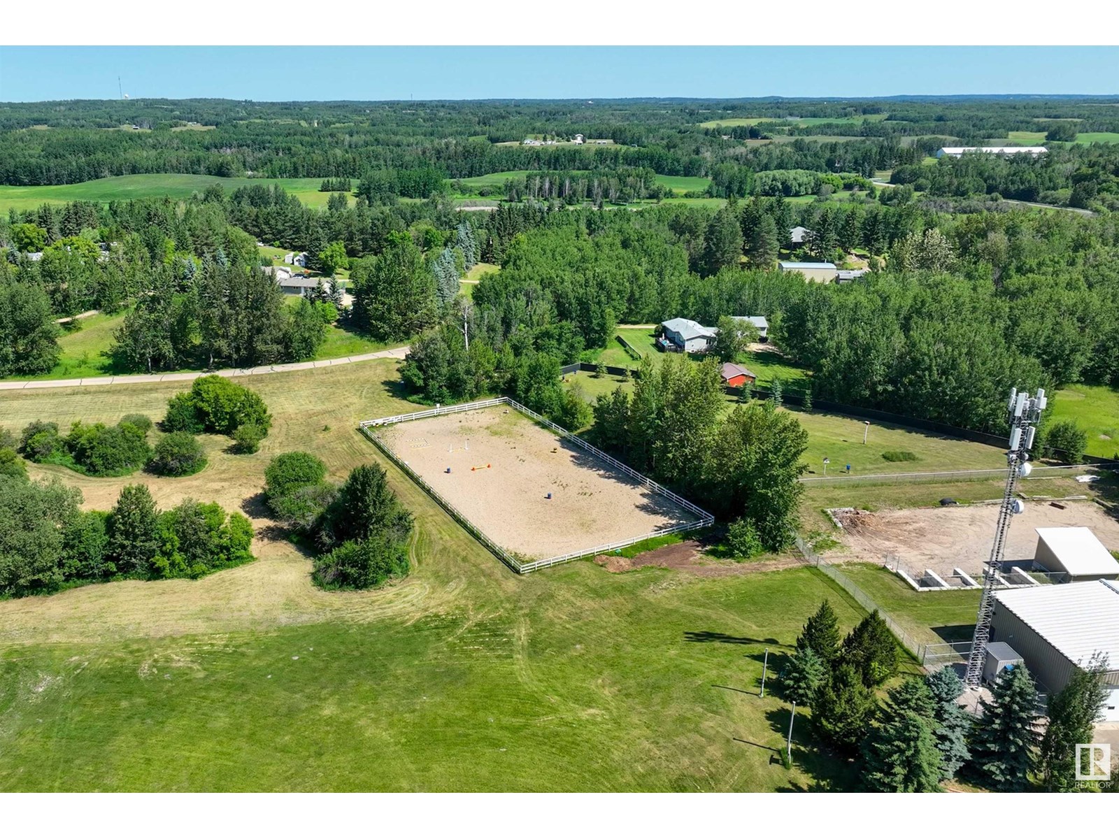 Photo 44 of 719 Lakeside Dr, Rural Parkland County AB