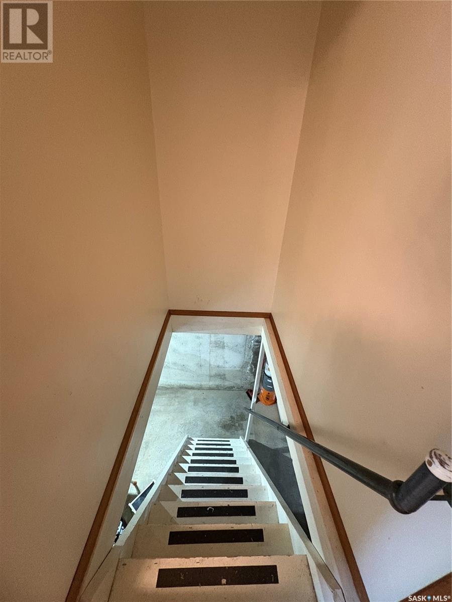 108 Warren ROAD — photo 23