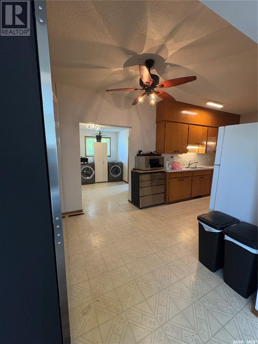 108 Warren ROAD — photo 12