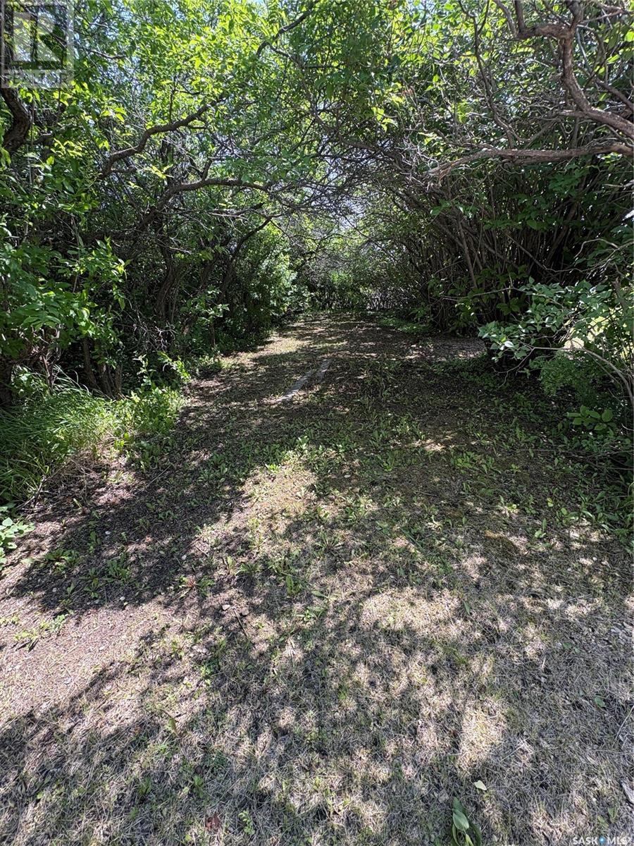 108 Warren ROAD — photo 33