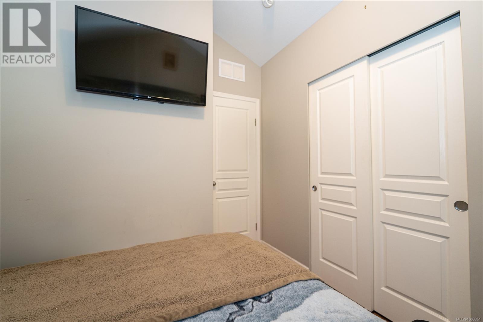 #158 3042 RIVER Rd - 19