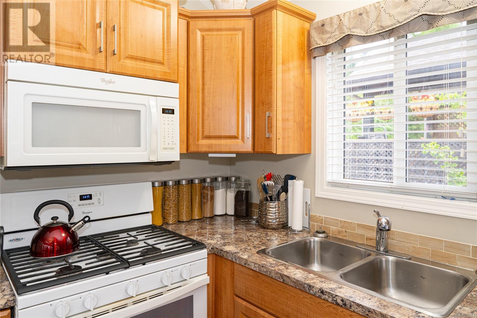 #158 3042 RIVER RD - 9