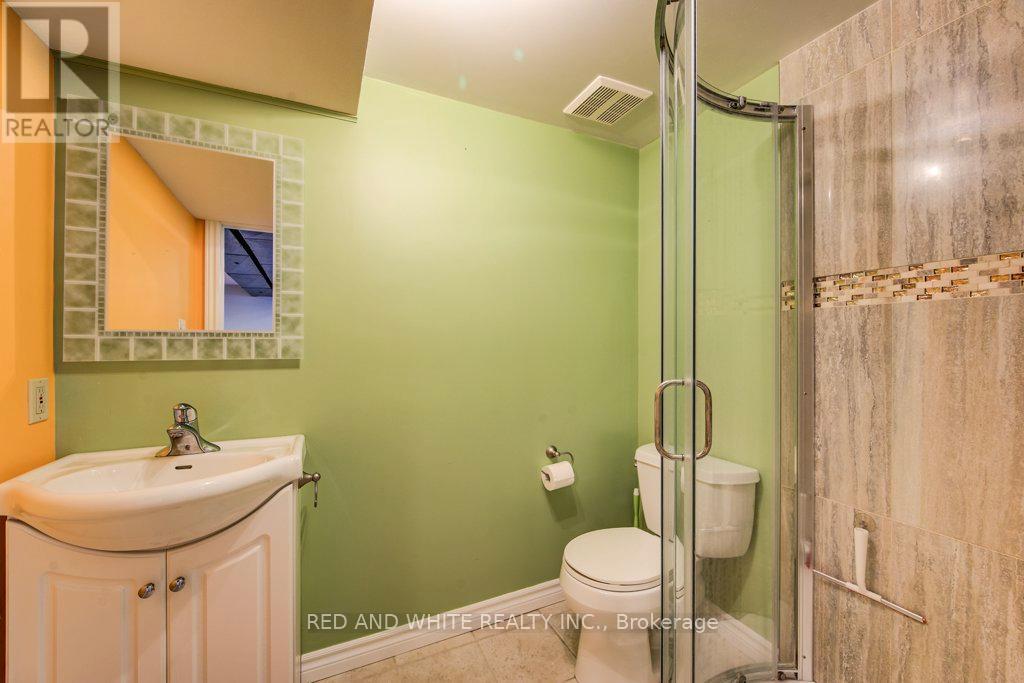 Photo 34 of 18 Marshall Avenue, North Dumfries ON