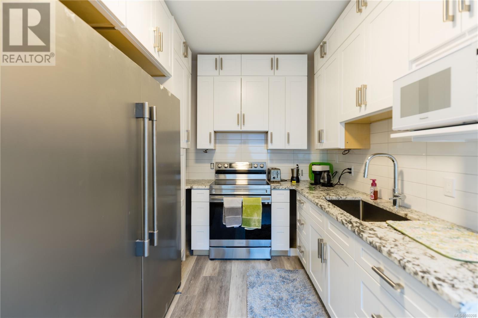 740 Windover Terr, Metchosin