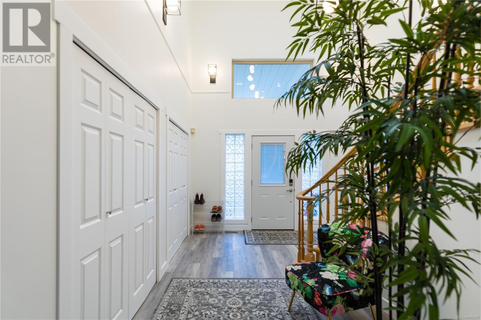 740 Windover Terr, Metchosin