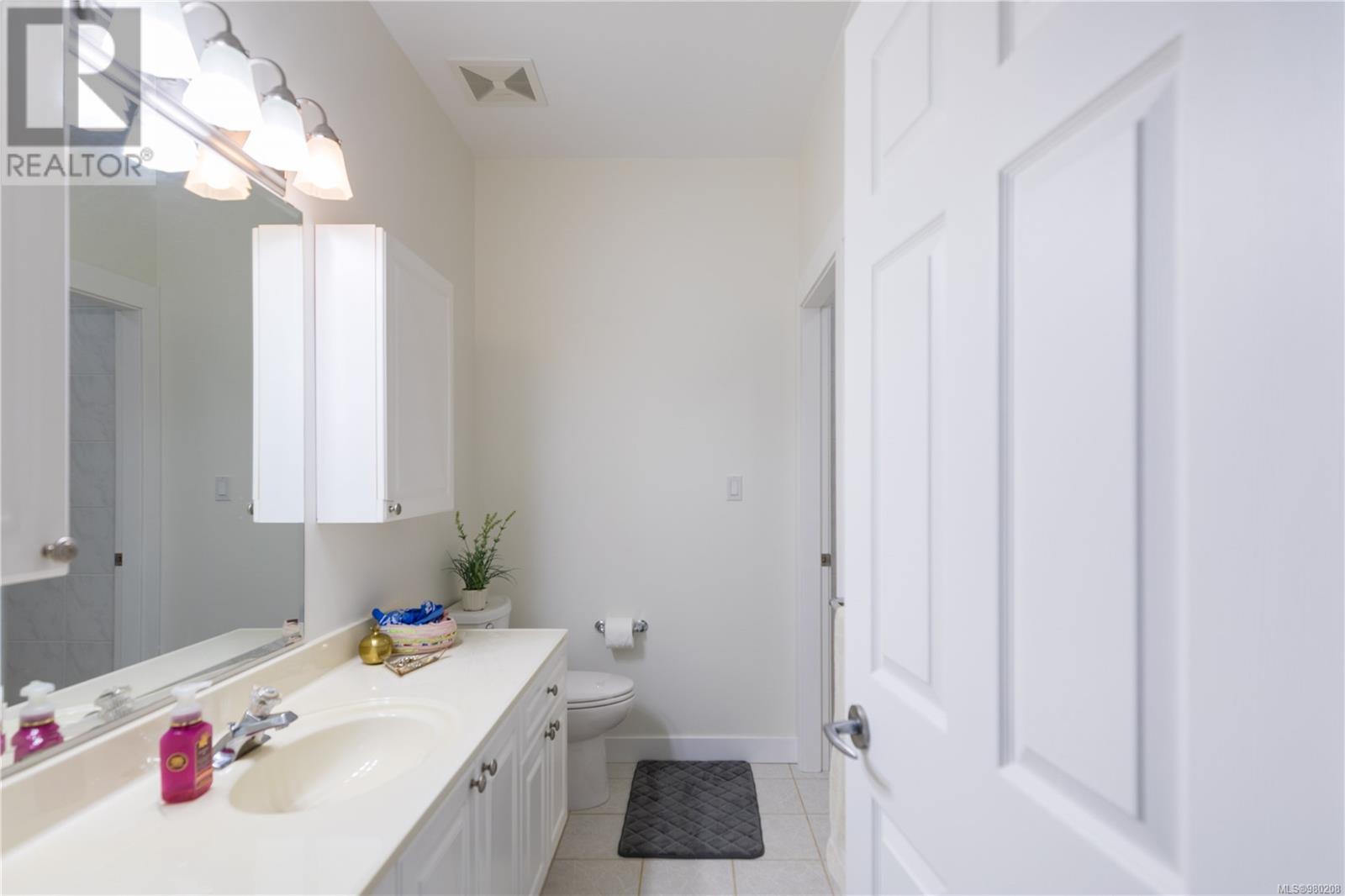 740 Windover Terr, Metchosin